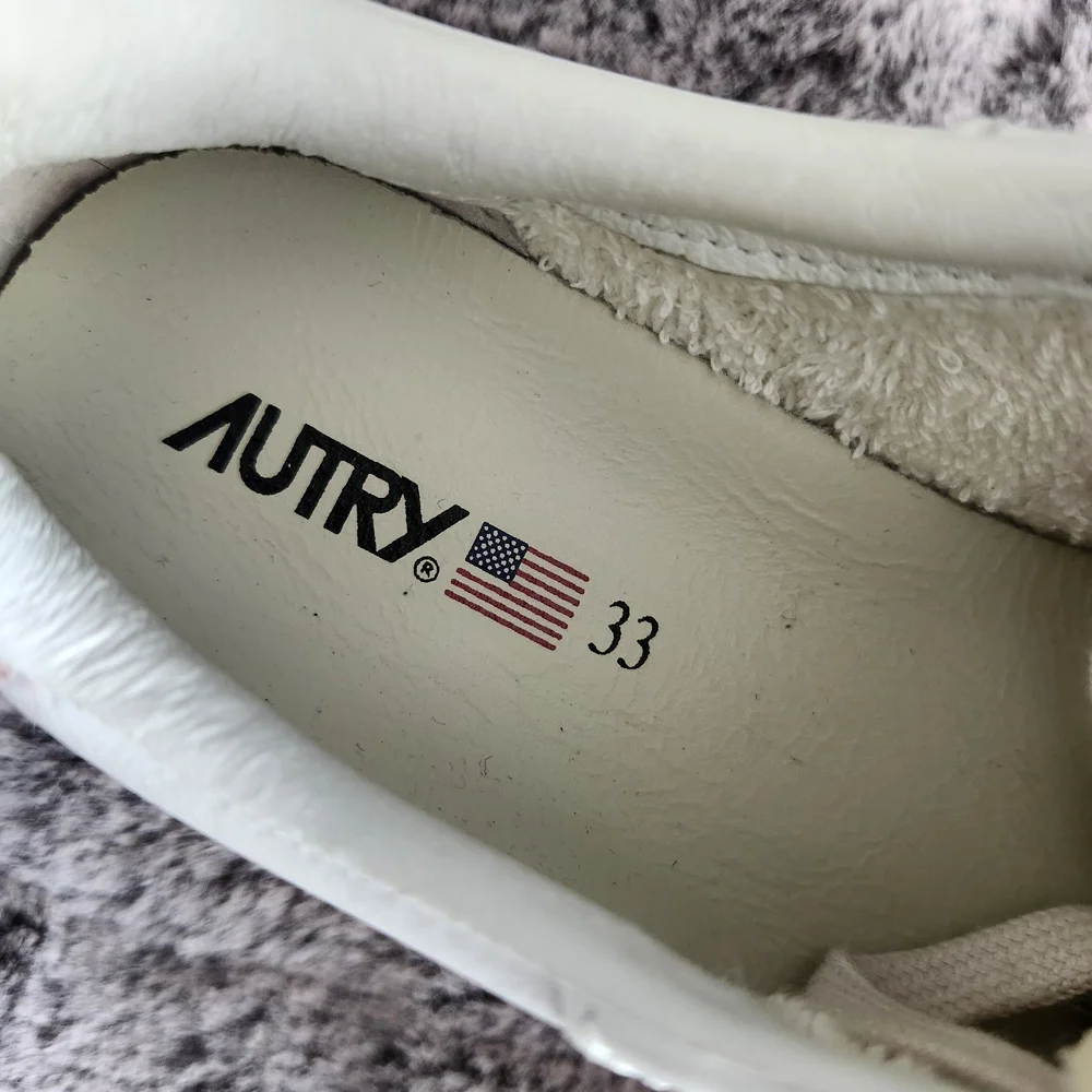 Autry Kids White and Pink Sneakers